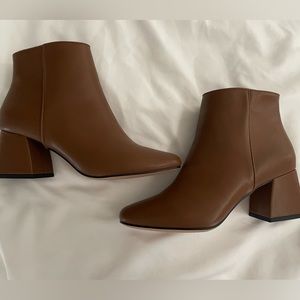 Michael Shannon Hope Boots size 8 in Mocha